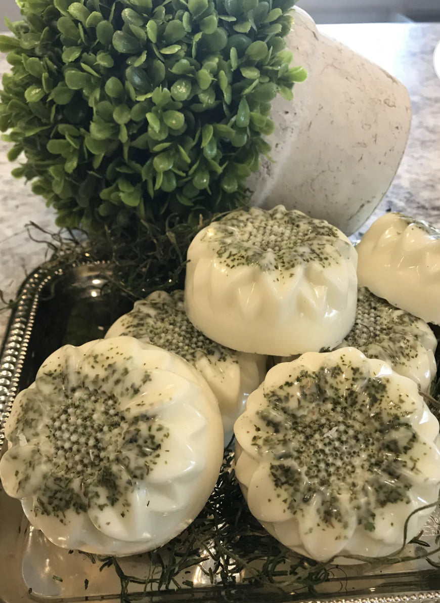 Crowned Essence Shampoo Bar